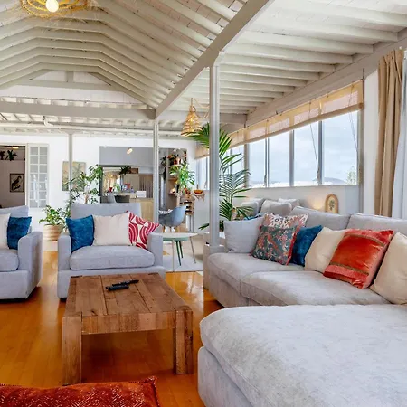 Ocean View Penthouse - Location - 100m To The דירה קוסטה טגוויסה